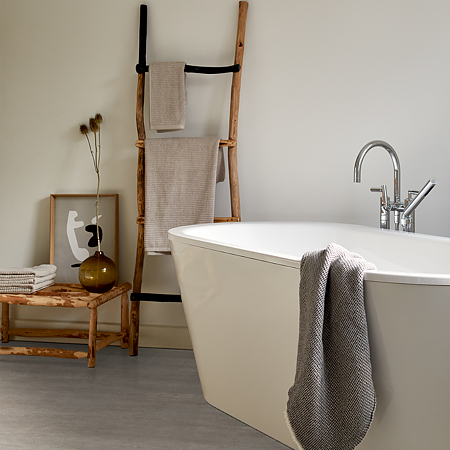 Parchet laminat 8 mm Egger EHL004 Beton Cefalu deschis, nuanta medie, clasa de trafic 32, CLIC it, 1292 x 327 mm