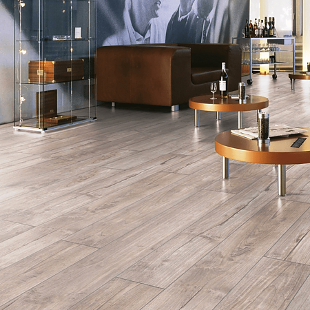 Parchet laminat 8 mm Kronotex Exquisit, nuanta medie, stejar nostalgie beige, clasa de trafic 32, fold-down, 1380 x 193 mm