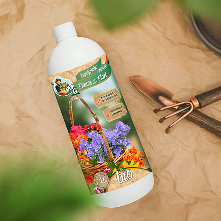 Ingrasamant lichid BIO pentru plante cu flori MG, 1 L