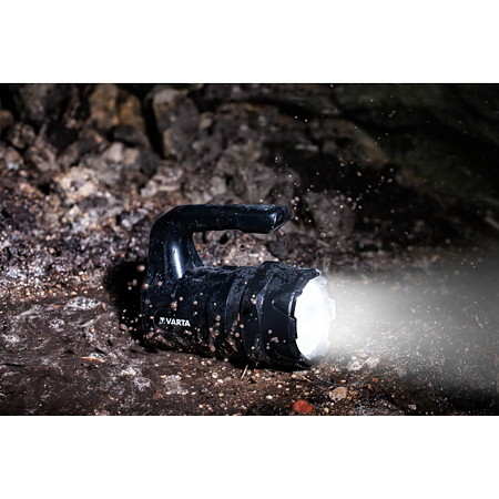 Lanterna LED Varta 18751 Xtreme BL20 PRO, rezistenta sporita, 6W, 400 lm, 6xAA/3xAA, IP54, lumina alba rece Lanterna LED Varta 18751 Xtreme BL20 PRO, rezistenta sporita, 6W, 400 lm, 6xAA/3xAA, IP54, lumina alba rece