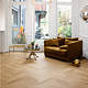 Parchet laminat furniruit 9,5 mm Berry Alloc Parqwood Herringbone Oak Calm Chêne, placa tip B, clasa de trafic comercial intens 33, abraziune AC5, OmniLoc A&B, 50,4 X 8,4 cm