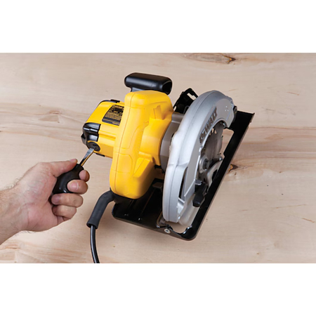 CIRCULAR DE MANA 65MM 1350W DEWALT