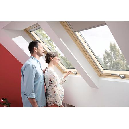 Fereastra mansarda VELUX Standard GZL FK06 1051B, dimensiune 66 x 118 cm