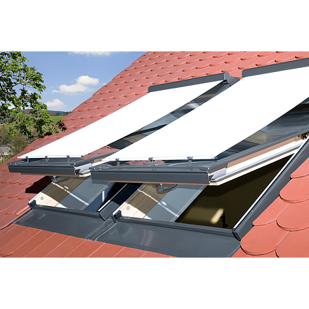 Fereastra pentru mansarda Fakro FTS-V U2, 66 x 118  cm, lemn de pin, montaj 15 - 90°