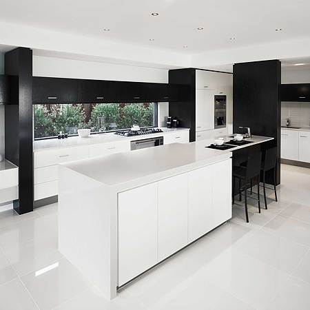 Gresie interior alb Super White Glossy, portelanata, glazurata, finisaj lucios, patrata, grosime 10 mm, 60 x 60 cm