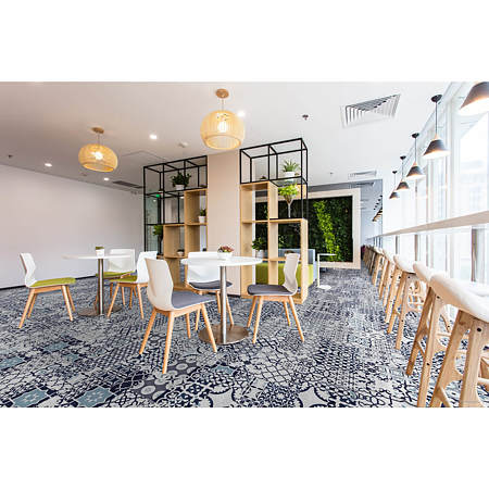 Parchet laminat 8 mm Falquon Q013 Agura cu model, nuanta medie, clasa de trafic 32, click, 810 x 400 mm