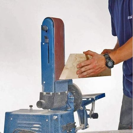 Masina de slefuit lemn Dedra DED7718, 370 W, diametru 150 mm