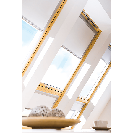 Fereastra pentru mansarda Fakro FTS-V U2, 66 x 118  cm, lemn de pin, montaj 15 - 90°