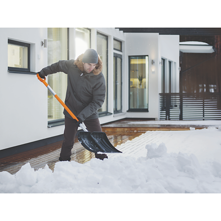 Impingator zapada Fiskars SnowXpert, polipropilena + aluminiu, 1,6 kg, 1520 x 533 x 90 mm Impingator zapada Fiskars SnowXpert, polipropilena + aluminiu, 1,6 kg, 1520 x 533 x 90 mm