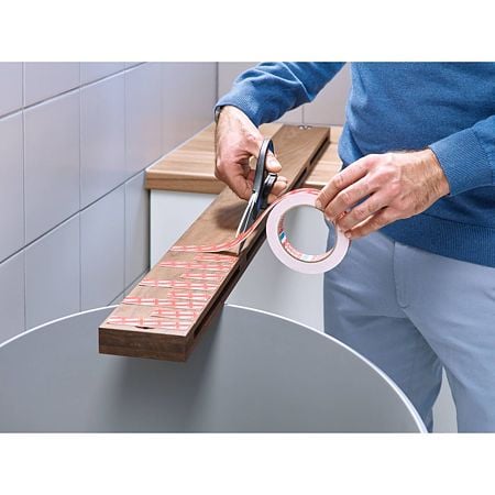 Banda dublu adeziva montaj Tesa 77746  placi ceramice si metal, alba, interior/exterior, 19 mm, 1.5m