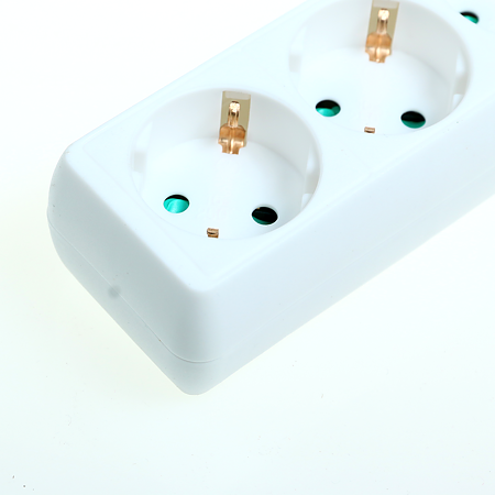 Prelungitor cu 5 prize Schuko, Cablu 3 x 1,5 mm si lungime de 3 m