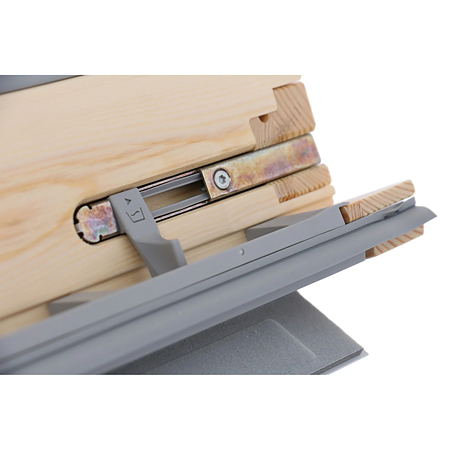 Fereastra mansarda VELUX Standard GZL FK06 1051B, dimensiune 66 x 118 cm