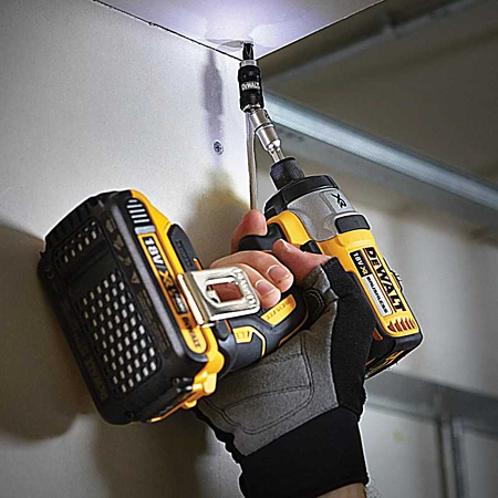 Set insurubare DeWALT DT70518T, 10 accesorii de impact cu cap pivotant Set insurubare DeWALT DT70518T, 10 accesorii de impact cu cap pivotant