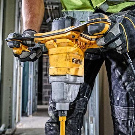 Mixer cu maner dual DeWalt DWD241, 1800 W, diametru paleta 160 mm