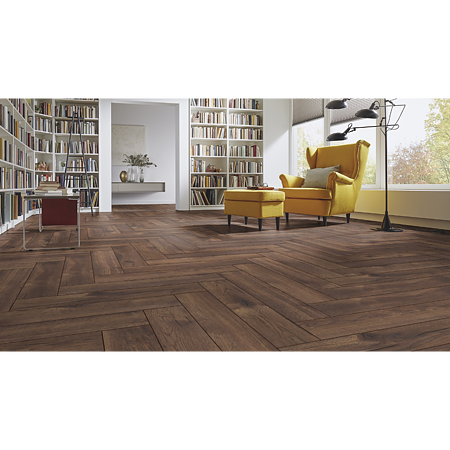Parchet laminat 8 mm Kronotex Herringbone HB 4766, nuanta inchisa, stejar Calais, clasa de trafic 32, click, 655 x 133 mm