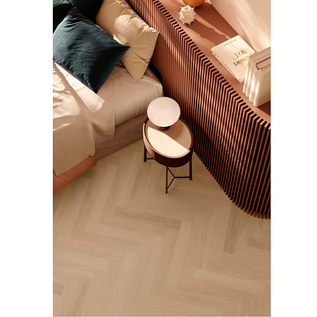 Parchet laminat furniruit 9.5 mm Berry Alloc Parqwood Herringbone Oak Calm Ambre, placa tip B, clasa de trafic comercial intens 33, abraziune AC5, OmniLoc A&B, 50,4 X 8,4 cm