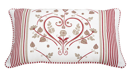 Perna decorativa Heart, alb + rosu + bej, bumbac + poliester, cu model inima, 30 x 50 cm