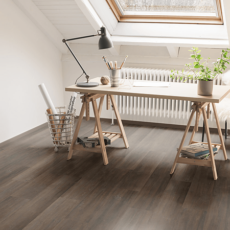 Parchet laminat Egger EHL091, stejar inchis ampara, grosime 10 mm, AC4, 1291x193 mm Parchet laminat Egger EHL091, stejar inchis ampara, grosime 10 mm, AC4, 1291x193 mm