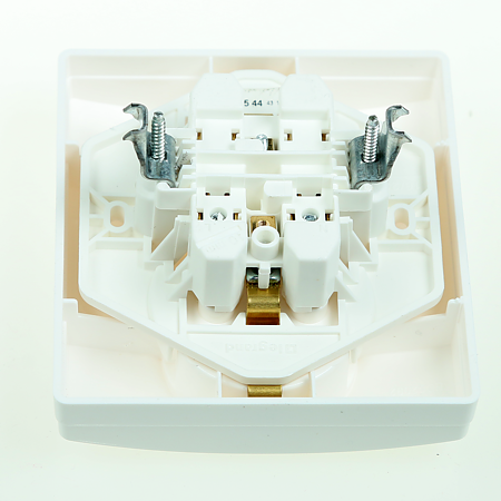 Priza dubla compacta, Legrand Niloe 764534, 2 x 2P, 16A - 250V, alb Priza dubla compacta, Legrand Niloe 764534, 2 x 2P, 16A - 250V, alb