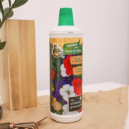 Ingrasamant lichid pentru plante balcon MG, 1 L Ingrasamant lichid pentru plante balcon MG, 1 L