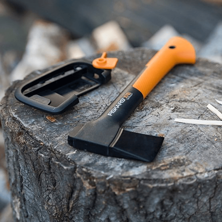 Topor pentru camping, Fiskars X7 XS, 850 g Topor pentru camping, Fiskars X7 XS, 850 g