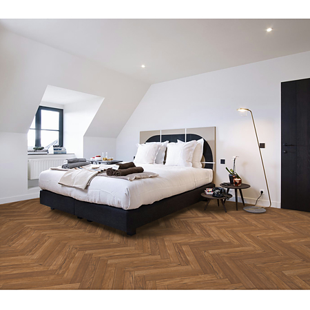 Parchet laminat 8 mm Berry Alloc Chateau + Teak Brown B7811, Herringbone B, clasa de trafic 33, OmniLoc A&B, 504 x 84 mm