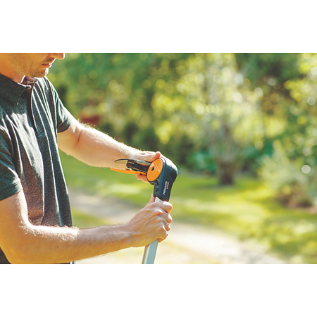 Foarfeca universala Fiskars PowerGear™X UPX82, 1650 mm, negru, portocaliu Foarfeca universala Fiskars PowerGear™X UPX82, 1650 mm, negru, portocaliu