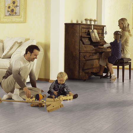 Parchet laminat 12 mm Robusto Kronotex Capital Light 2800, nuanta deschisa, stejar, clasa de trafic 33, fold-down, 1375 x 188 mm