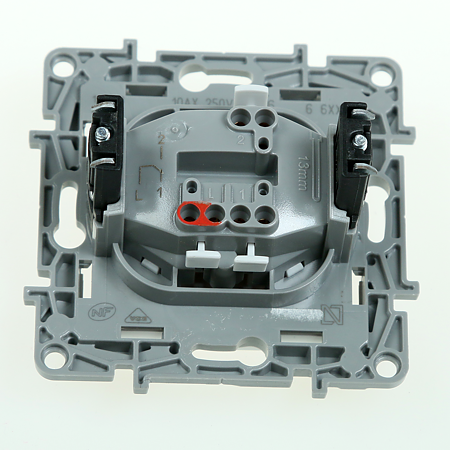 Intrerupator cap scara Niloe, Legrand 764501, alb