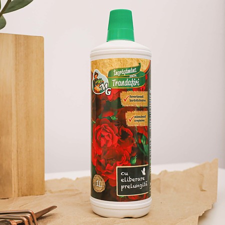 Ingrasamant lichid pentru trandafiri MG, 1 L Ingrasamant lichid pentru trandafiri MG, 1 L