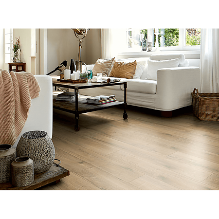 Parchet laminat 8 mm Egger Brown Loja Pak EHL143, nuanta medie, stejar, clasa de trafic 32, click, 1291 x 193 mm Parchet laminat 8 mm Egger Brown Loja Pak EHL143, nuanta medie, stejar, clasa de trafic 32, click, 1291 x 193 mm