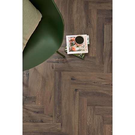 Parchet laminat 8 mm Berry Alloc Chateau+ Gyant Dark Brown B4113, Herringbone B, clasa de trafic 33, OmniLoc A&B, 504 x 84 mm