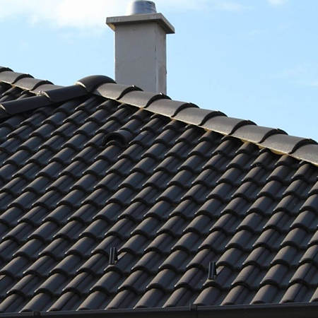 Set tigla coama + clema prindere coama, Danubia, carbon, 250/230 x 420 mm