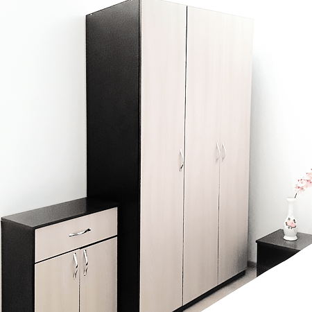 Dormitor modern Dorin D1, PAL melaminat, pat + dulap 3 usi + noptiere + comoda, wenge - ulm elegant Dormitor modern Dorin D1, PAL melaminat, pat + dulap 3 usi + noptiere + comoda, wenge - ulm elegant