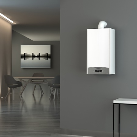 Centrala termica pe gaz Ariston Clas One WiFi, display LCD, kit evacuare inclus, 24 kW Centrala termica pe gaz Ariston Clas One WiFi, display LCD, kit evacuare inclus, 24 kW