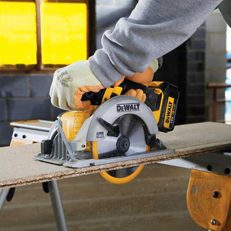 Circular de mana DeWALT DCS391N Naked Profesional, 18V, 5150 rpm, 165mm 