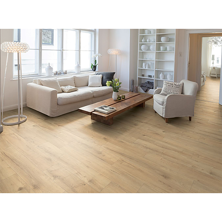 Parchet laminat 8 mm Egger Natural Loja Oak EHL142, nuanta medie, clasa de trafic 32, click, 1291 x 193 mm
