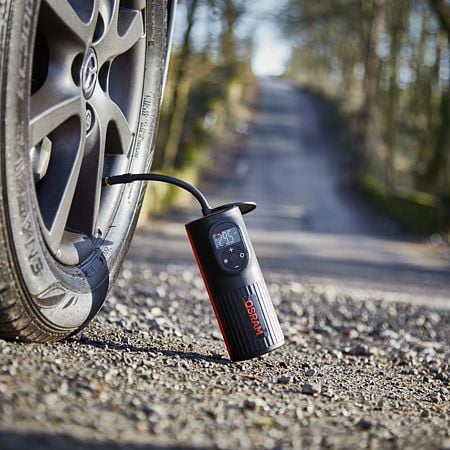 Compresor auto Osram TYREinflate 2000, digital, baterie 5200mAh, powerbank, 3.7 V, 14.5 cm
